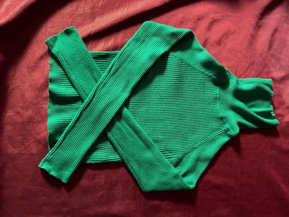 Love Tree Sweater Womens L Green Ribbed Turtleneck Long Sleeve Pullover Knit